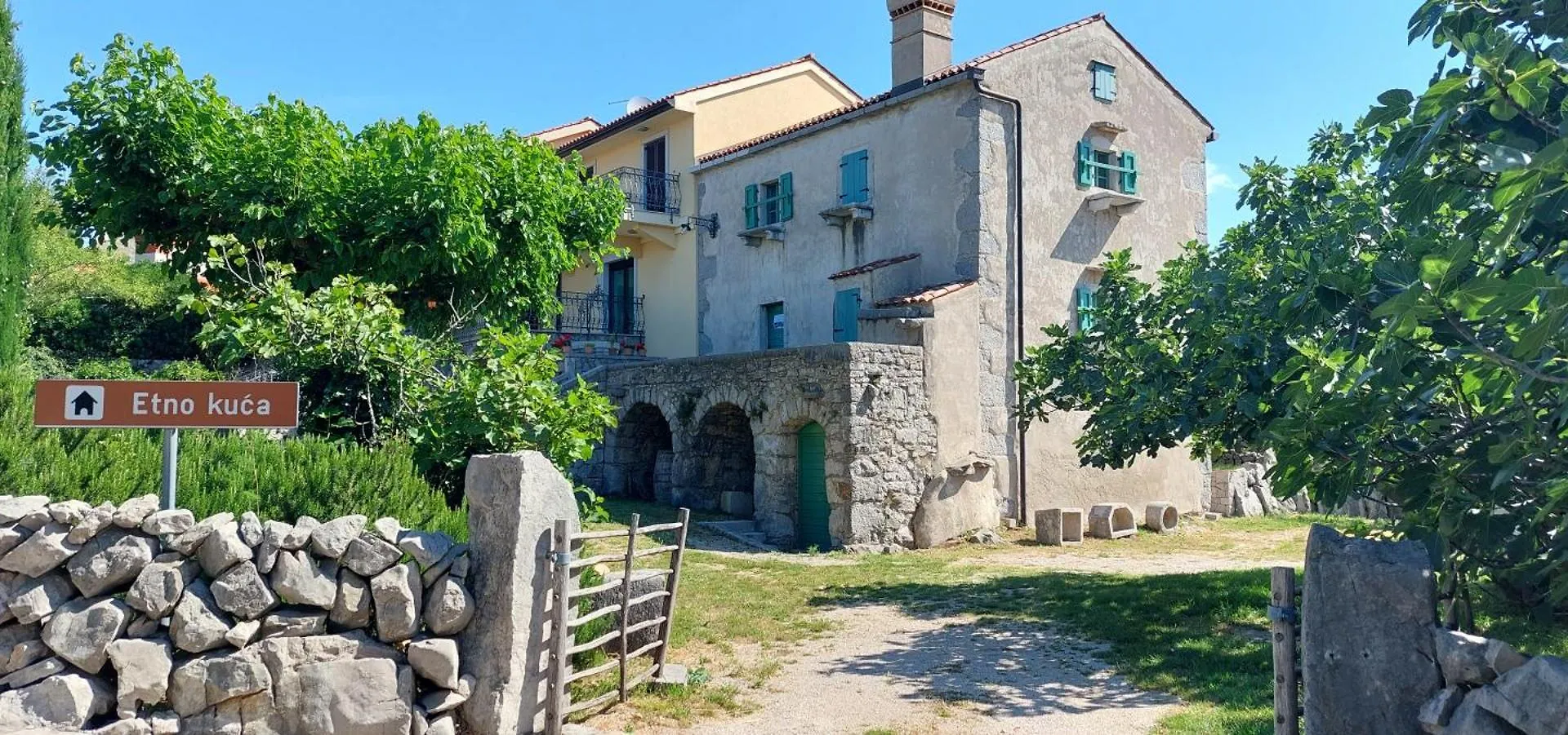 Apartment Kamenica Kornic